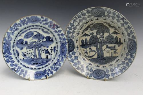 Two Chinese Export Blue and White Porcelain Dishes