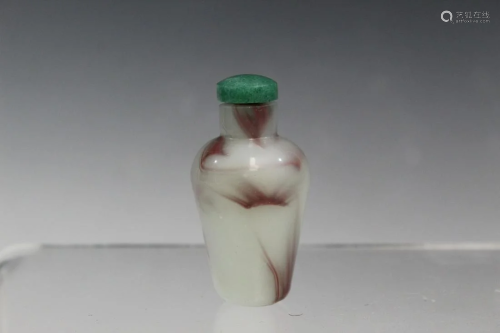 Chinese Glass Snuff Bottle with Green Stone Stopper