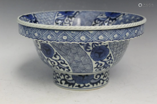 Chinese Blue and White Porcelain Bucket