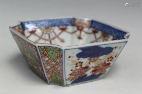 Japanese Imari Porcelain Bowl