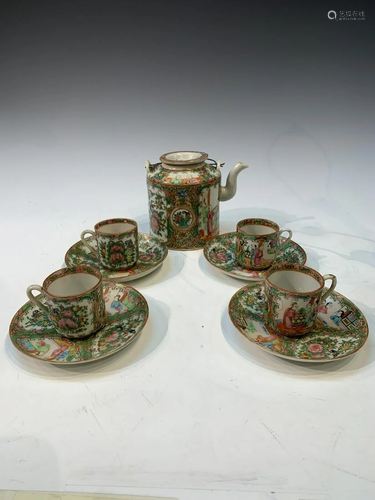 Chinese Famille Rose Porcelain Tea Set