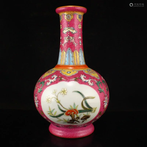 Gilt Edge Rouge Red Glaze Famille Rose Ruyi Design Vase