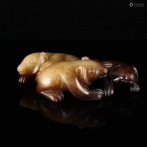 Vintage Chinese Hetian Jade Three Bear Statue