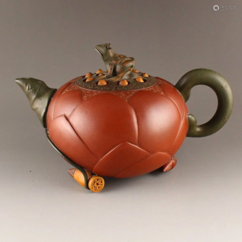 Chinese Yixing Zisha Clay Teapot w Artist Signed