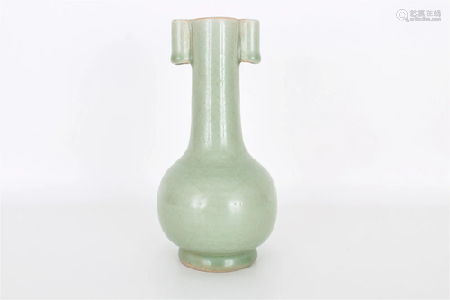 Chinese Longquan celadon arrow vase