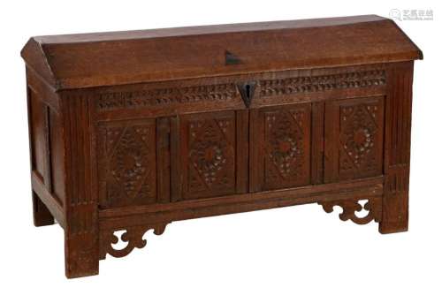 Oak blanket chest with saddle-shaped lid, Holland