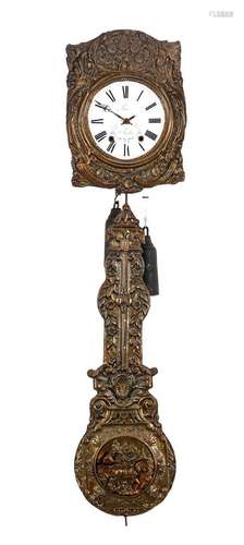 Comtoise clock with richly decorated pendulum