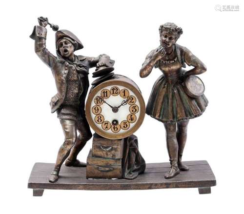 Zamak mantel clock with 2 musicians