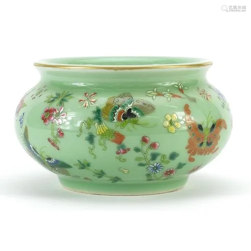 Chinese Canton porcelain censer type bowl hand painted in th...
