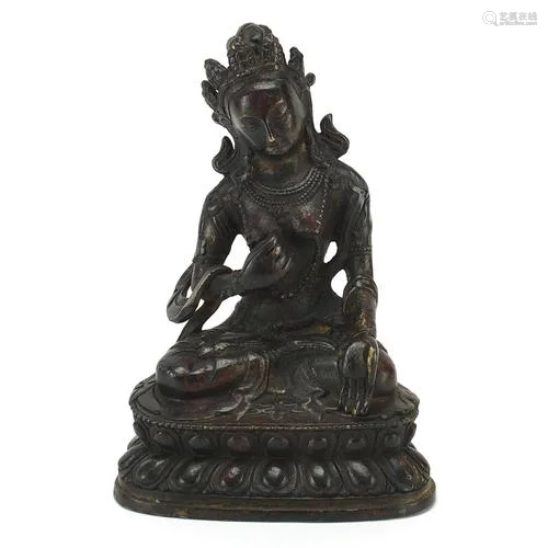 Chino Tibetan patinated bronze figure of seated Buddha, 17cm...