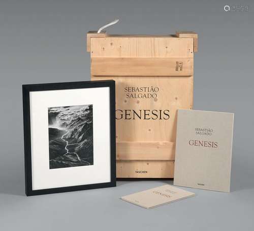 ALASKA, 2009 (GENESIS PROJECT). Tirage argentique, monogramm...