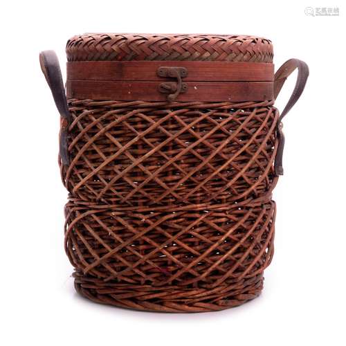 CHINESE STYLE WOOD WOVEN LIDDED BASKET