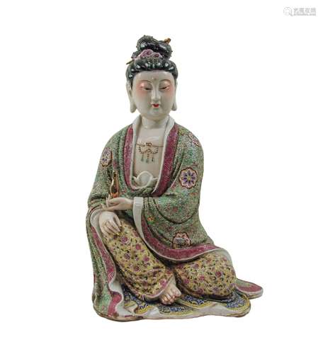 CHINESE FAMILLE ROSE PORCELAIN GUAN YIN FIGURINE