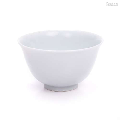 CHINESE PORCELAIN  WHITE GLAZED CUP.