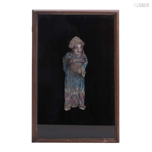 CHINESE FAMILLE ROSE GLAZED ROOF TILE SHADOW BOX