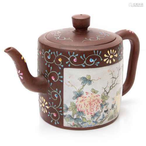 Chinese Yixing clay tea pot