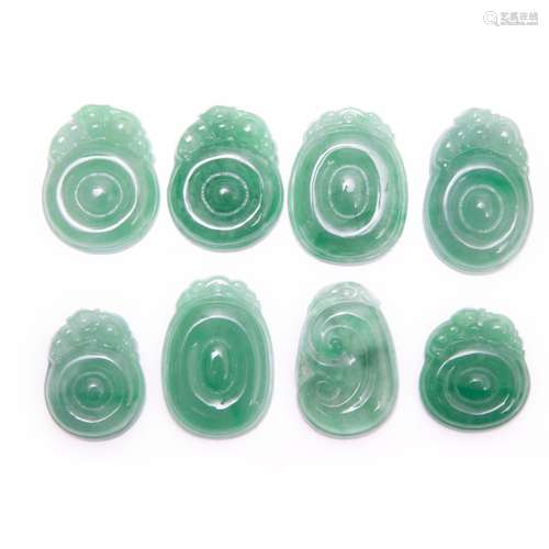 GROUP OF 8 JADE /VARIED STONE PENDANT