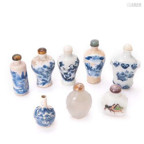 GROUP OF EIGHT SNUFF BOTTLES