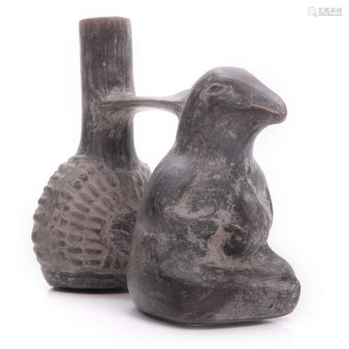 PRE-COLUMBIAN CHIMU BLACKWARE BIRD WHISTLE