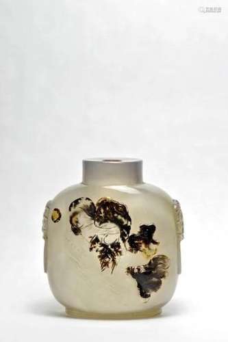 ANTIQUE CAMEO/SHADOW AGATE SNUFF BOTTLE