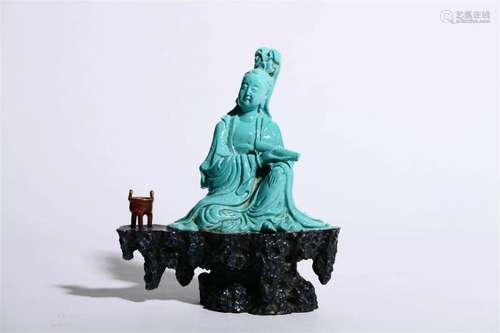 Green Glaze Figure of Guanyin