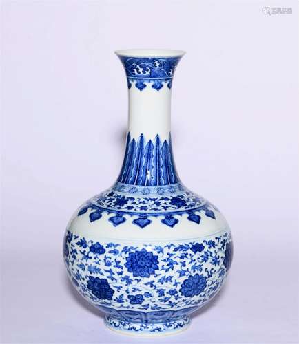 Blue and White Interlocking Lotus Bottle Vase