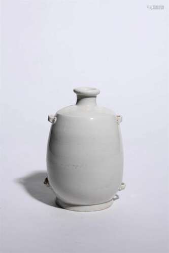 Ding Ware White-Glazed Pot