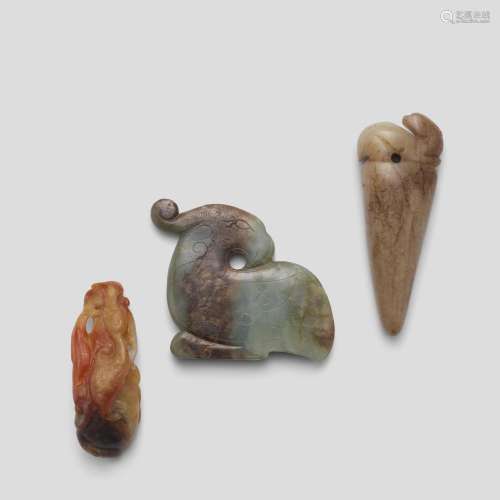 THREE SMALL ARCHAISTIC JADE CARVINGS