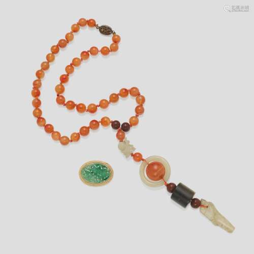 A JADE AND HARDSTONE BEADED NECKLACE