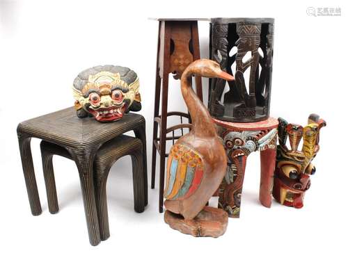 Lot with various wooden objects