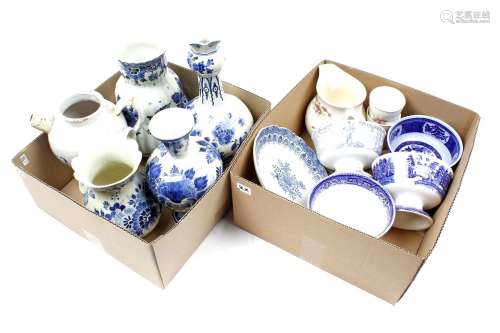 2 boxes with Dutch earthenware