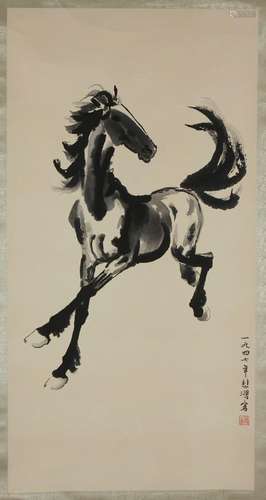 Rouleau encre noir sur papier représentant un cheval , repri...