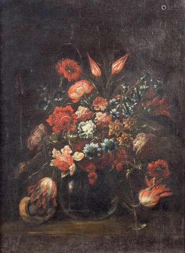 Vase de fleurs sur un entablement, tulipes, iris, narcisse e...