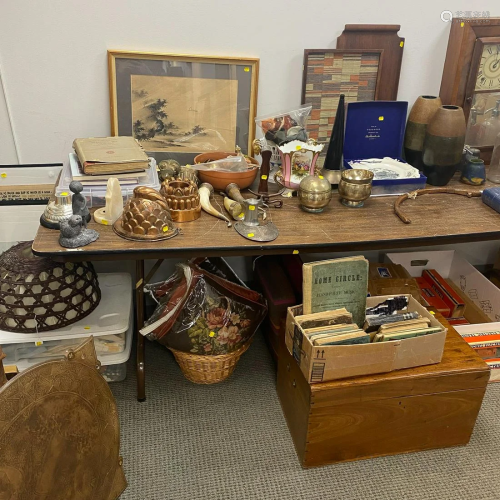 Large Residual Lot, including oil paintings, Lionel trains, ...