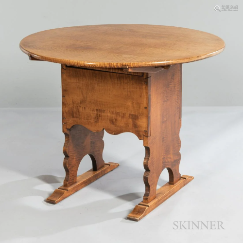 Country Tiger-maple Hutch Table, with molded legs and apron,...