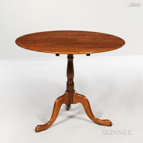 Queen Anne-style Tiger Maple Tilt-top Tea Table, with cabrio...
