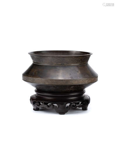 明 海濤紋銅爐