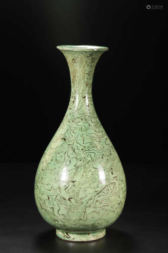 Cizhou Kiln Green Glaze Yuhuchunping Vase