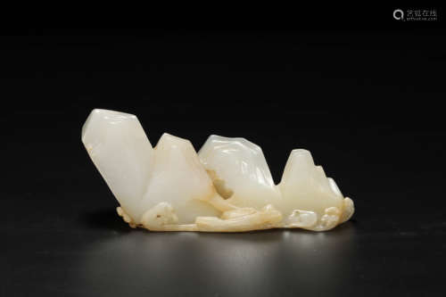 White Jade Mountain Brush Holder