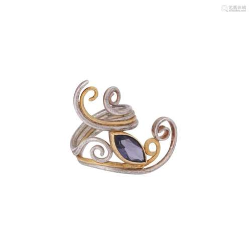 Designerring mit Iolit,