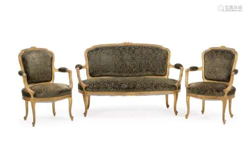 A SUITE OF GILTWOOD SEAT FURNITURE COMPRISING A CANAPE AND A...