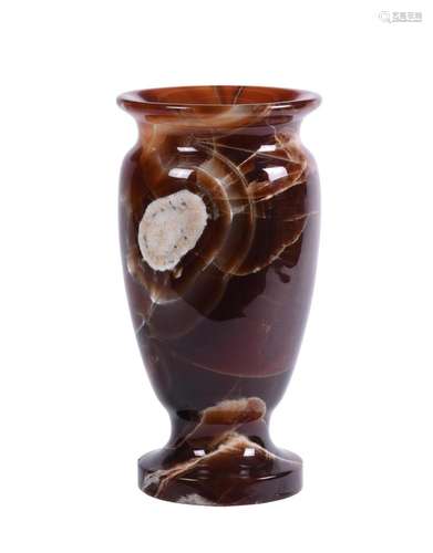 AN ITALIAN BROWN 'MARBLE ONYX' VASE