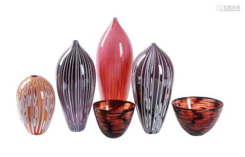 A GROUP OF SIX PIECES OF ISLE OF WIGHT STUDIO GLASS LTD