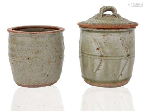 RICHARD BATTERHAM (BRITISH 1936-2021), A STONEWARE JAR AND C...