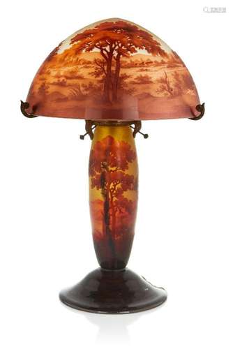 D'ARGENTAL (FRENCH), A CAMEO GLASS TABLE LAMP AND SHADE,...