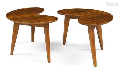 A PAIR OF TEAK KIDNEY SHAPED SIDE TABLES, C.1950, THE SHAPED...