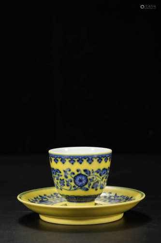 Yellow-Ground and Underglaze-Blue Interlocking Lotus Cup Sau...