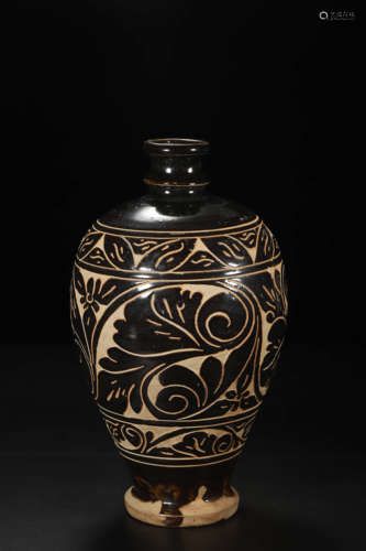 Cizhou Kiln Black-Glazed Meiping Vase