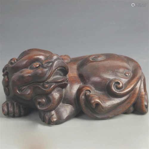 A FINE BAMBOO ROOT CARVING LUCKY PIXIU FIGURE