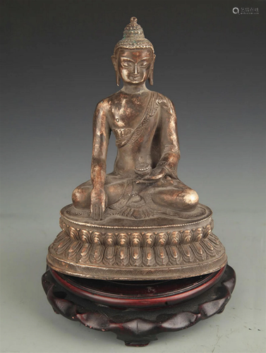 A FINE SILVER PLATED BHAISAJYAGURU BUDDHA STATUE